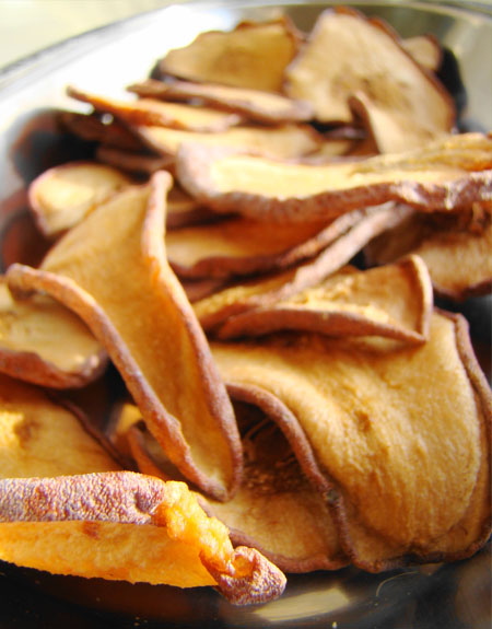 Dehydrated pear slices