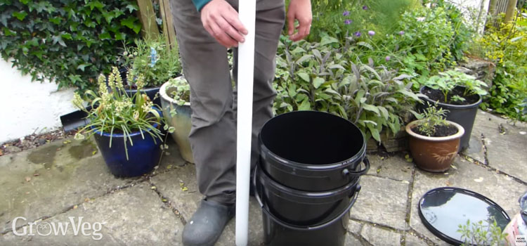 What parts you'll need to make a self-watering plant pot