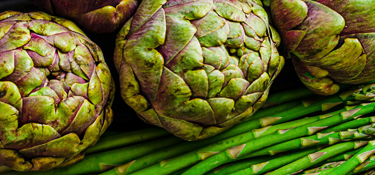 https://gardenplannerwebsites.azureedge.net/blog/perennial-veg-artichoke-asparagus-2x.jpg